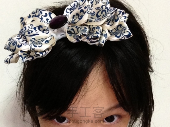 華麗的緞帶花髮箍〜〜用青花瓷緞帶製作而成〜美美的〜〜^_^ 第1张