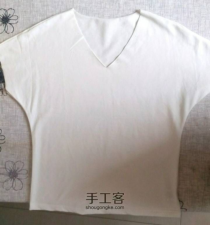 纯色T恤改造——刺绣篇（二） 第2步