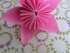 小白都可以轻松学会的美美樱花折纸（＊￣︶￣＊）