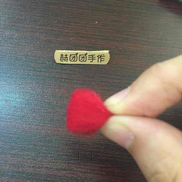 羊毛毡kt猫kitty制作教程基础教程 第13步