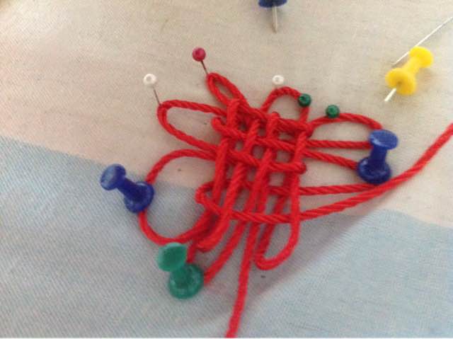【桥桥手作】教你编四道盘长结 第9步