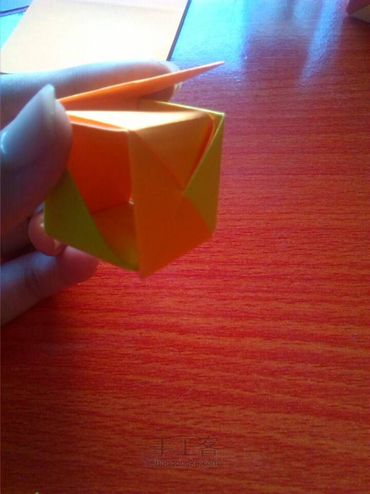 文艺小正方体的折法 第10步