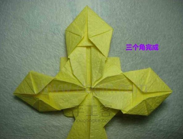 华丽十字架折纸教程 [转自豆丁网] 第26步