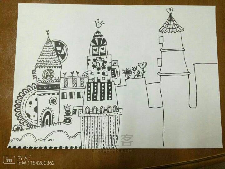 黑白线条简笔画城堡 第2步