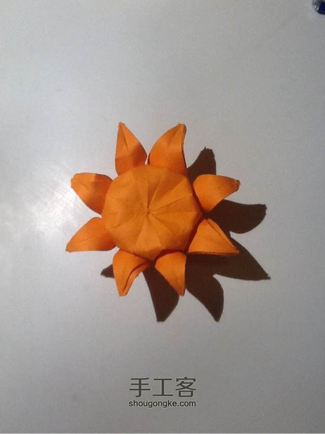 立体纸艺太阳花 第1步