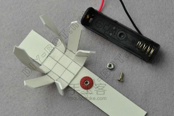 PVCBOT【0号DC4型】机械螳螂–振动机器昆虫 第20步