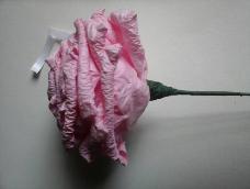 ，，，，用手揉纸做的玫瑰花，
