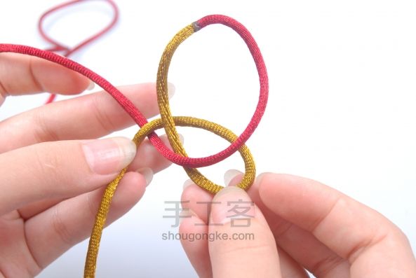 中国结编绳入门必学：双钱结 第3步