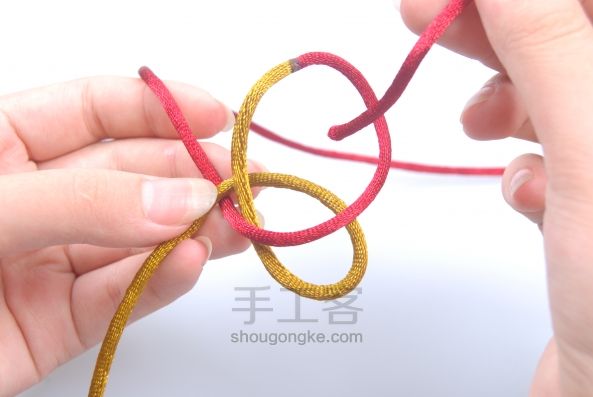 中国结编绳入门必学：双钱结 第4步