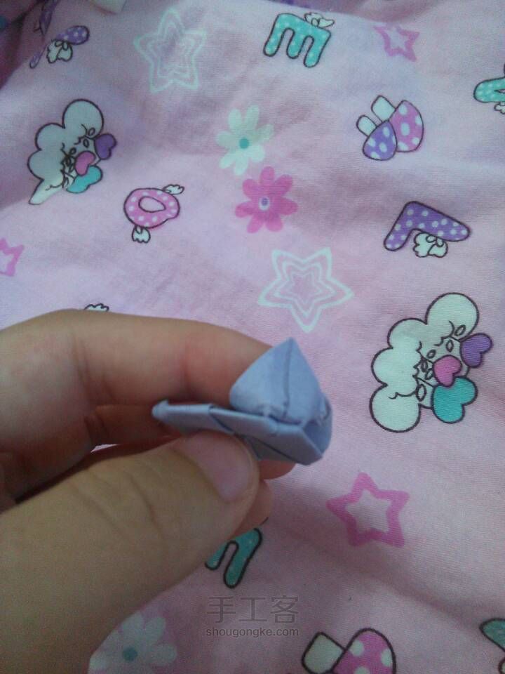 出淤泥而不染-折纸莲花教程 第10步