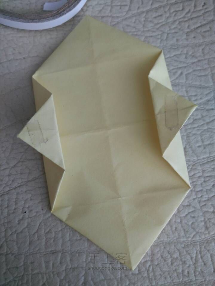 折纸盒子 第4步