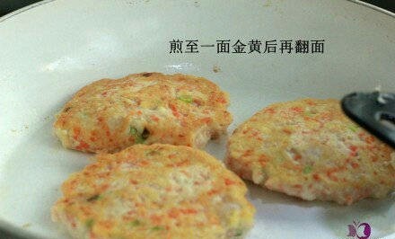 【转载】虾仁豆腐饼 第4步