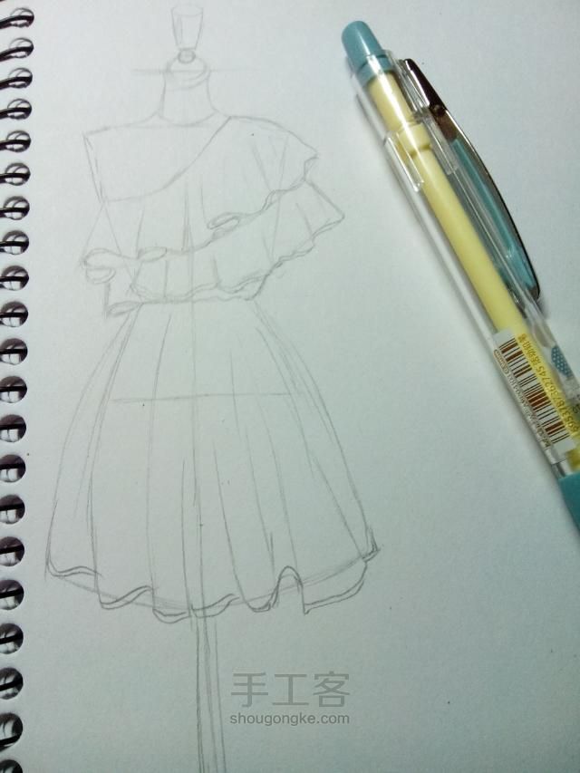 色铅笔_彩绘晚礼裙 第5步