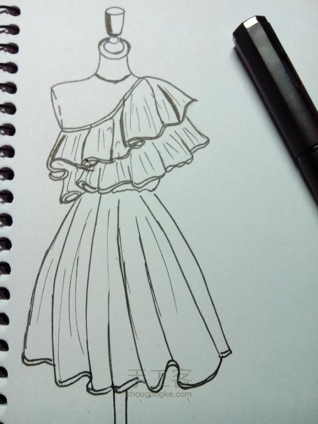 色铅笔_彩绘晚礼裙 第6步