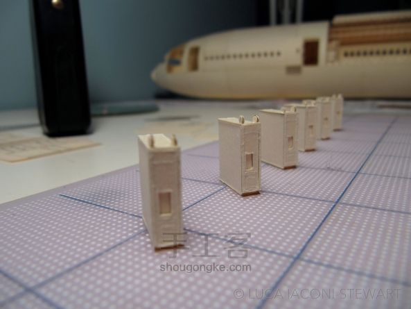 6年时间，Maker手工打造超逼真波音777飞机模型【转译】 第12步