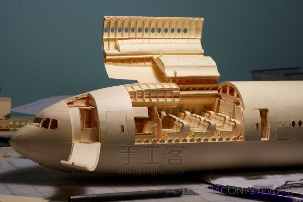 6年时间，Maker手工打造超逼真波音777飞机模型【转译】 第16步