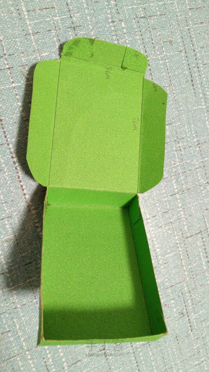纸折包装盒，简单的实用教程。 第3步