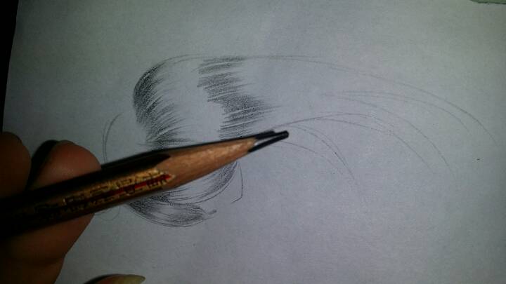 铅笔画——美丽滴秀发（头发的画法～） 第4步