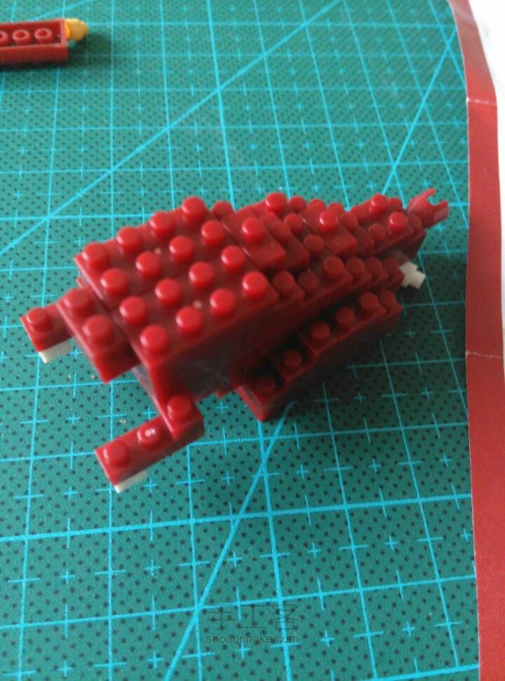 loz微积木拼霸王龙 第12步