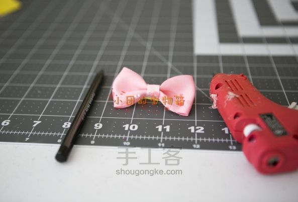 萌娃妈必修101--基础蝴蝶结 第13步