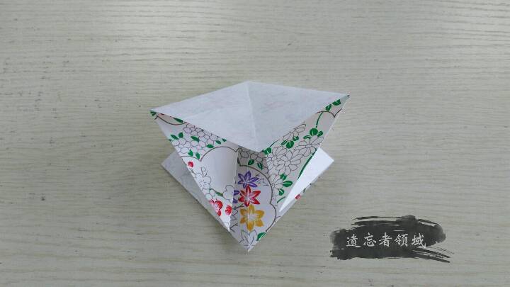 折纸[实拍] 孔雀 第4步