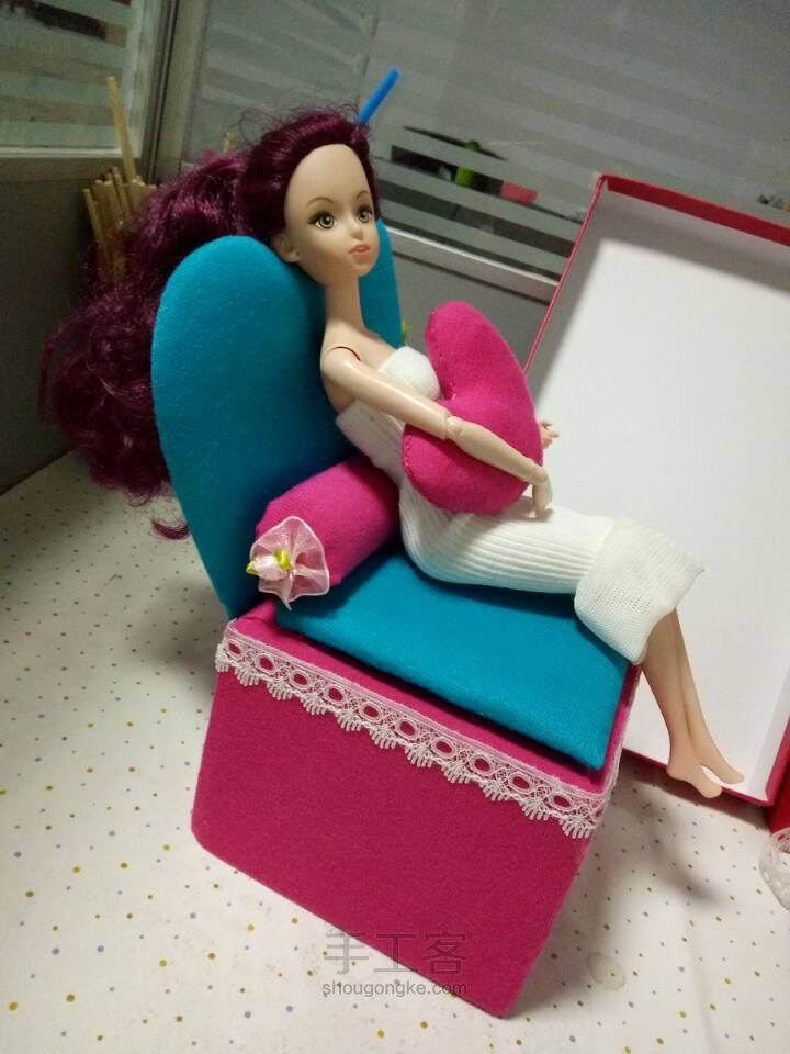 用纸皮做芭比娃娃的沙发😍😍 第34步