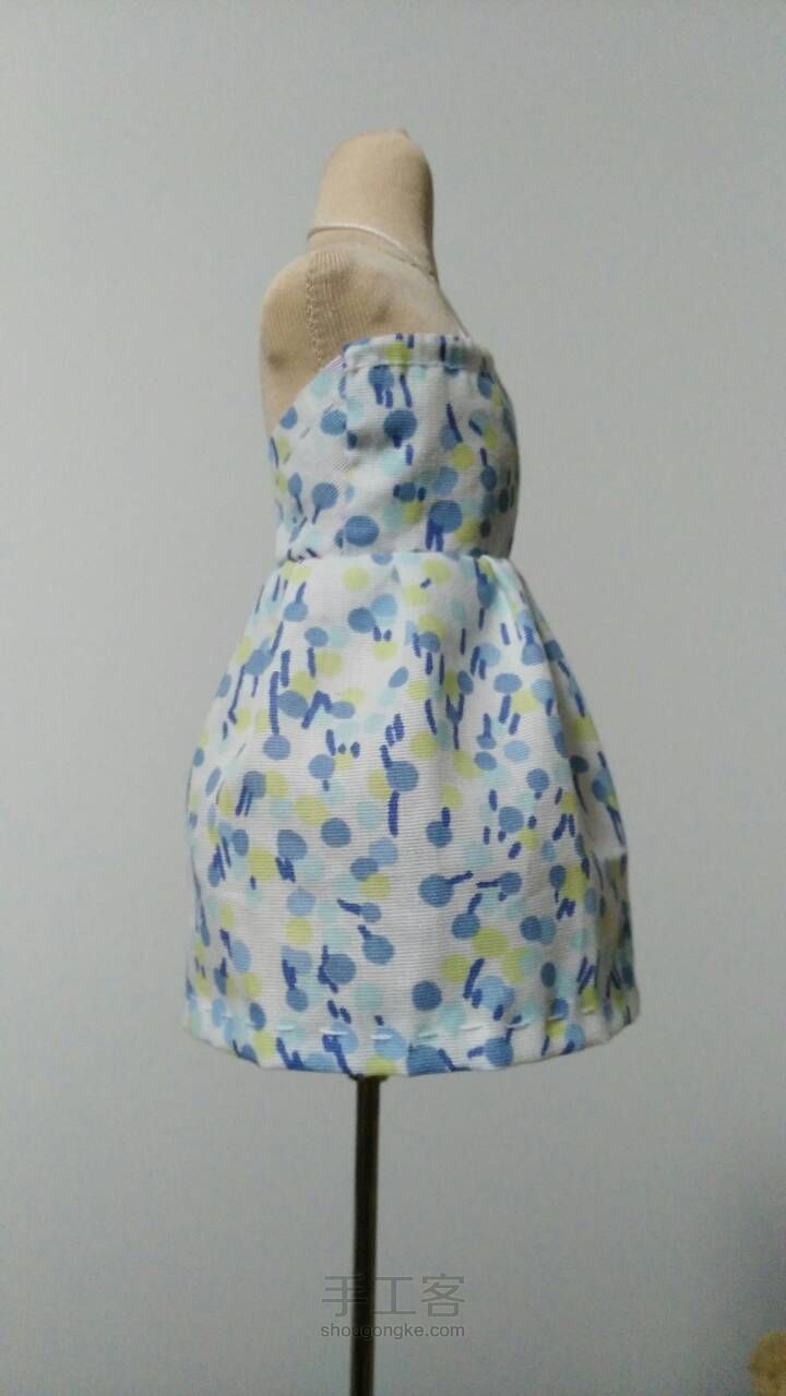 第一次做的一款简单的娃衣裙子 第2步