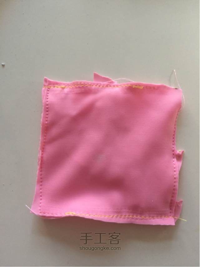 手工娃娃床 抱枕 第4步