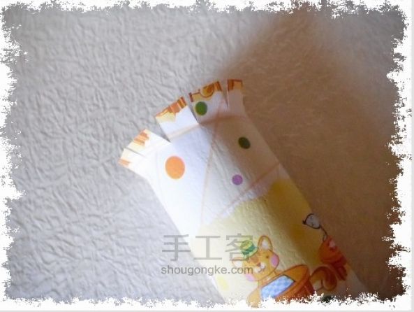 【舒茼花饰】卷纸芯筒什么的不要扔 都有用 第2步
