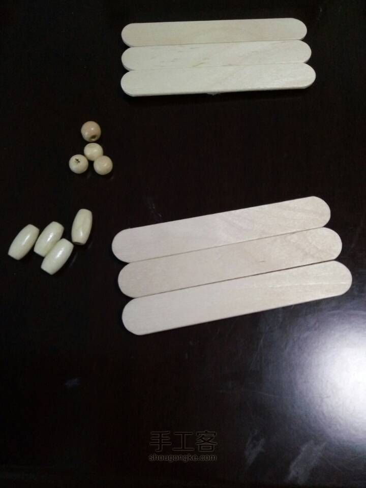 雪糕棒制作沙发，茶几，电视墙 第10步