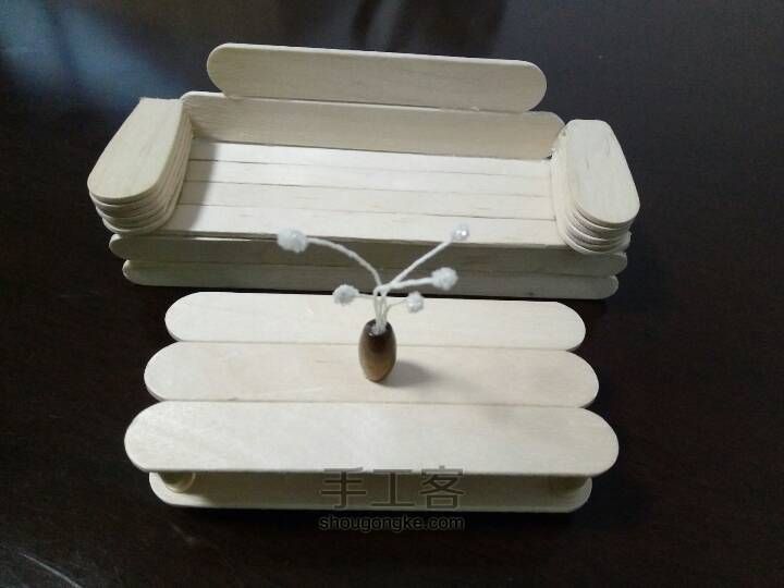 雪糕棒制作沙发，茶几，电视墙 第16步
