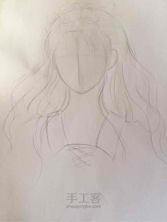 小女孩铅笔稿过程图 第1步