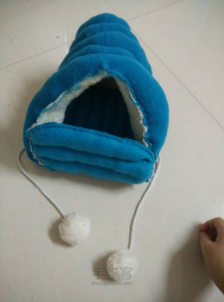 改造一大批旧衣服之宠物棉窝 第5步