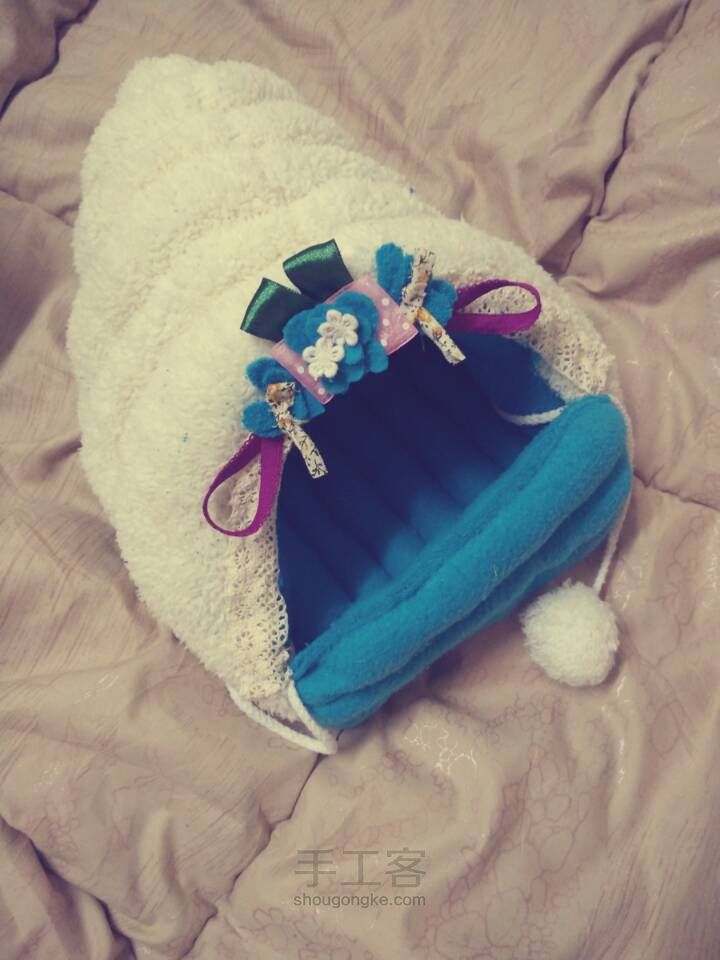 改造一大批旧衣服之宠物棉窝 第10步