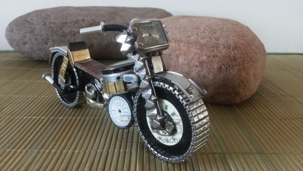 手表零件摩托车模型2 第9步