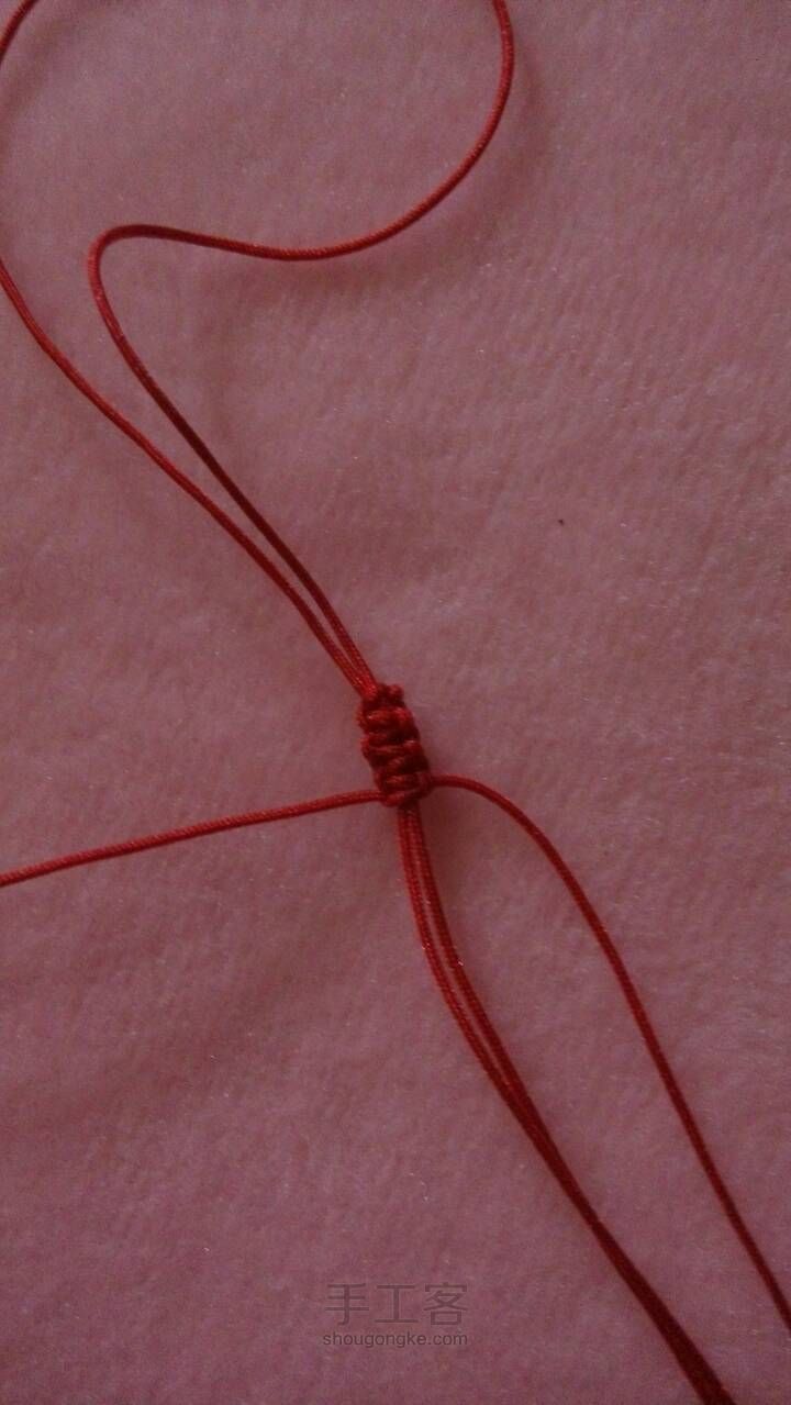 懒懒的红绳饰品 第4步