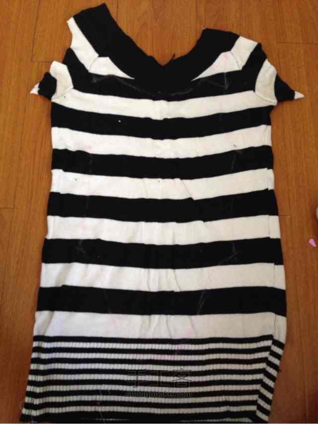 妈妈衣服袖子变宝宝打底裤 第1步