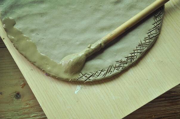 多图 教你做个手工的陶艺盘子 第9步