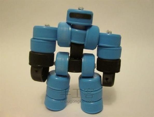 塑料瓶盖手工制作的机械战警机器人玩具DIY做法【转译】 第10步