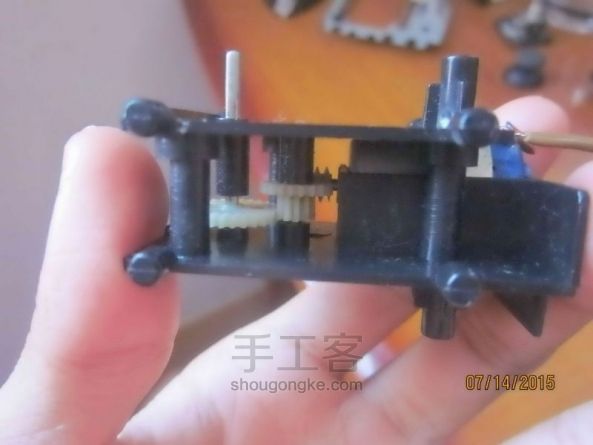 【Arduino】废旧积木和电机利用——DIY吊车【转译】 第3步