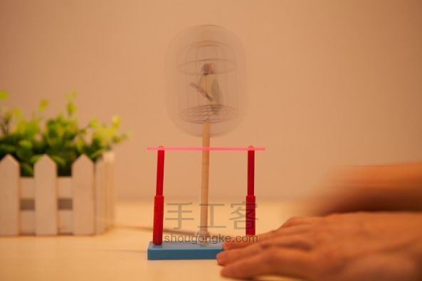手工DIY笼中鸟感受视觉停留 第6步
