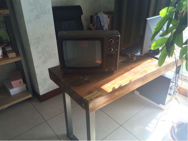 黑白电视机改复古电视机鱼缸 第1步