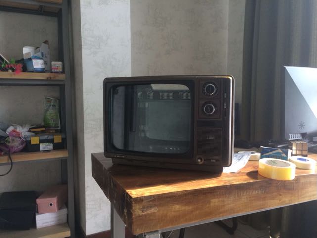 黑白电视机改复古电视机鱼缸 第11步
