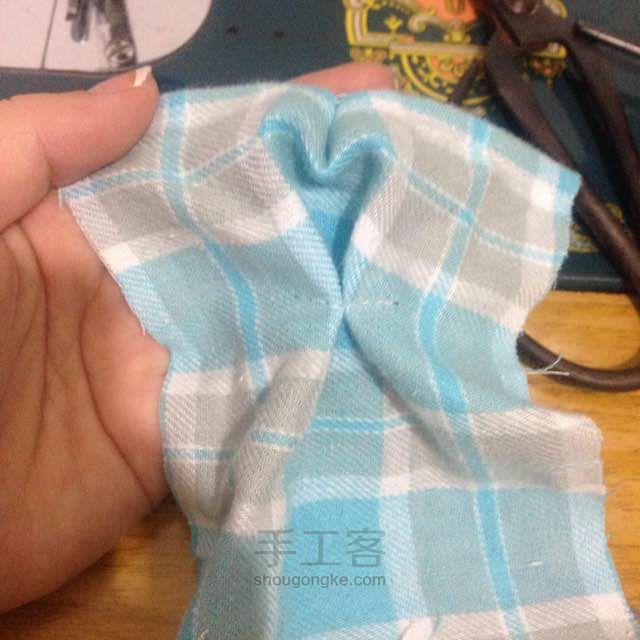 芭比娃娃改造海蓝纱裙教程 第9步