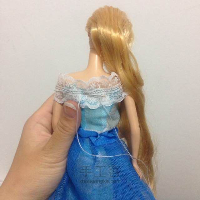 芭比娃娃改造海蓝纱裙教程 第28步