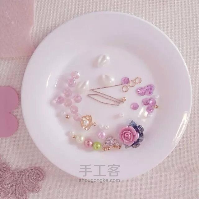 高档华丽陶瓷花金丝片发夹 第3步