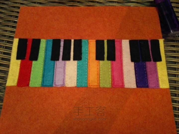 彩色琴键儿童小包包 第3步