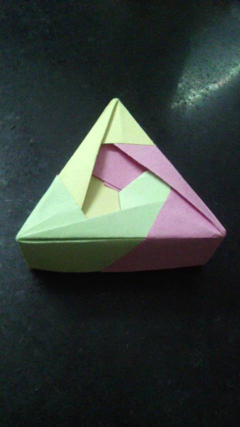 三角形盒子 第27步