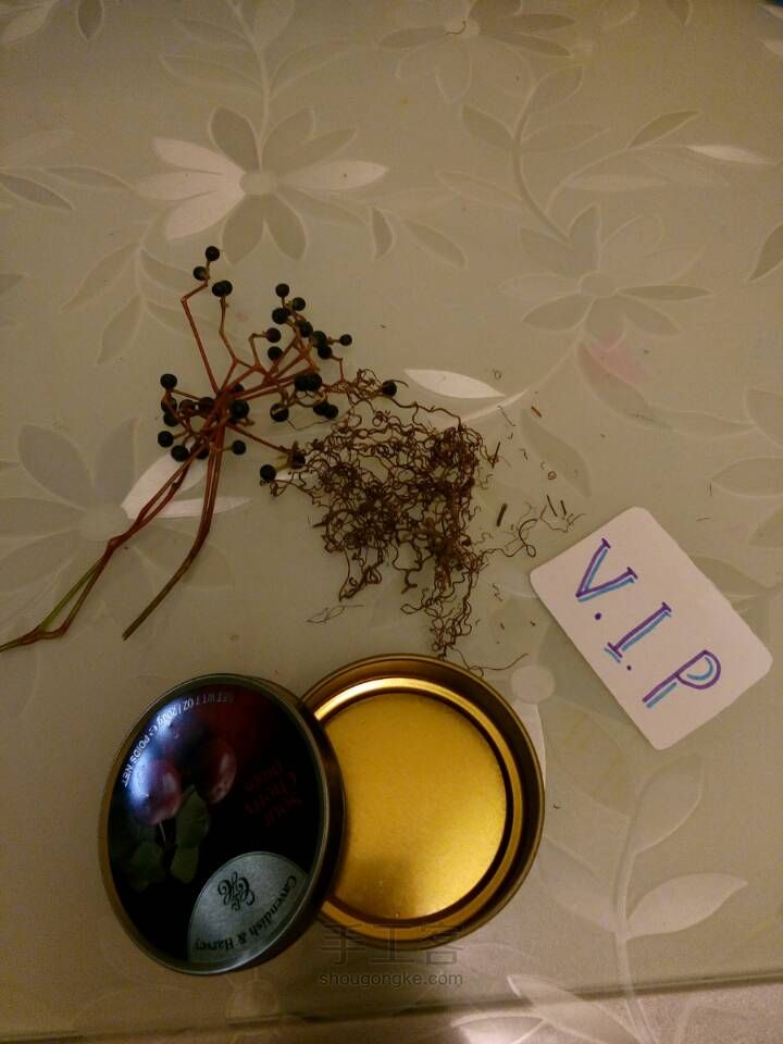 别有一番风味的礼物盒 第1步