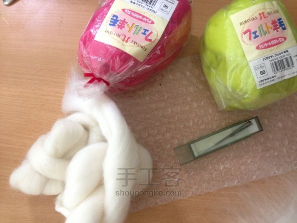 『成品可购』格子纹羊毛毡单肩包 第1步